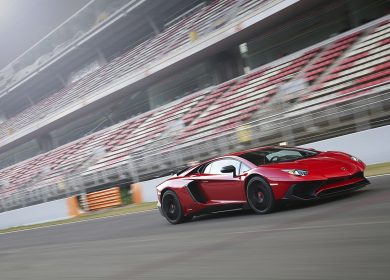 2016 Lamborghini Aventador LP750-4 SV Wallpapers