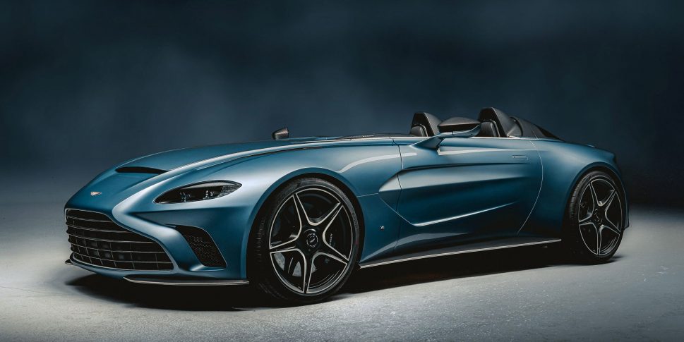 Aston Martin V12 Speedster