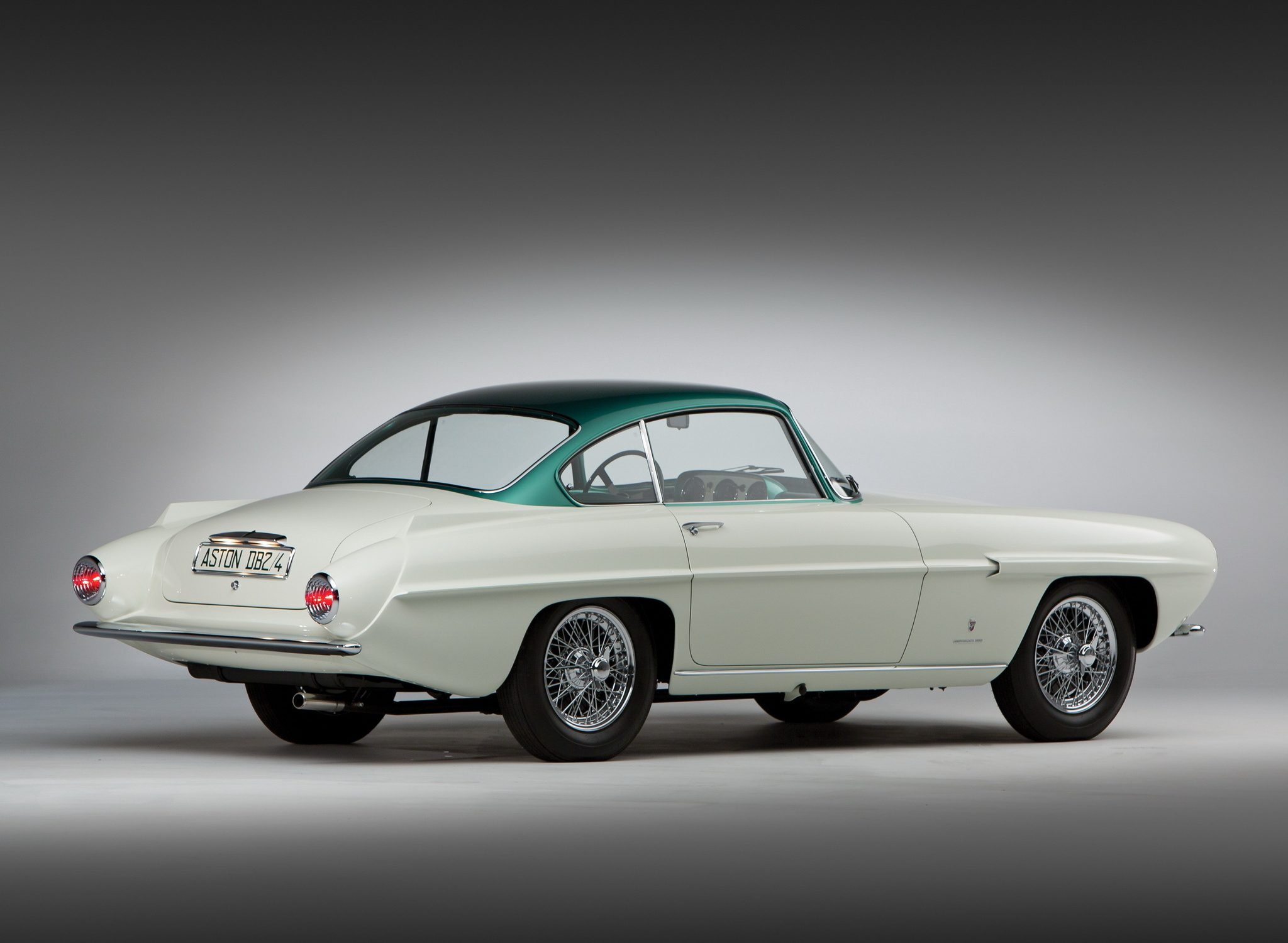 Aston Martin DB2/4 Supersonic