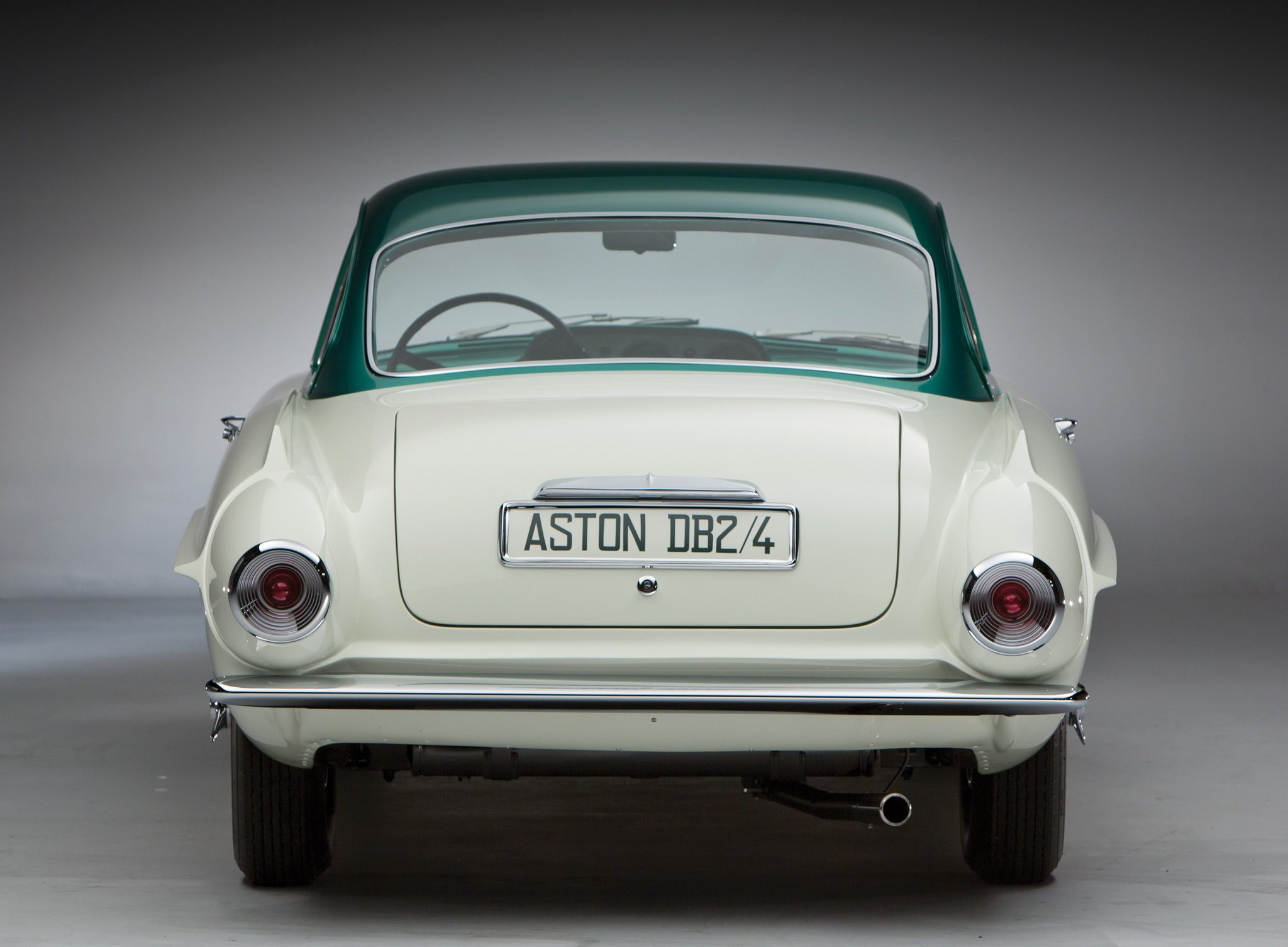 Aston Martin DB2/4 Supersonic