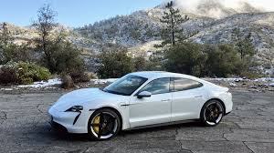 Porsche Taycan 4S