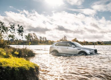 Bentley Bentayga V8 – awarded the Luxury SUV of the Year