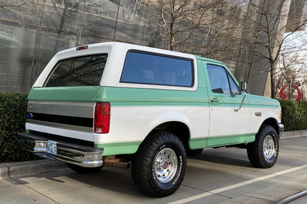 1995 Ford Bronco XLT