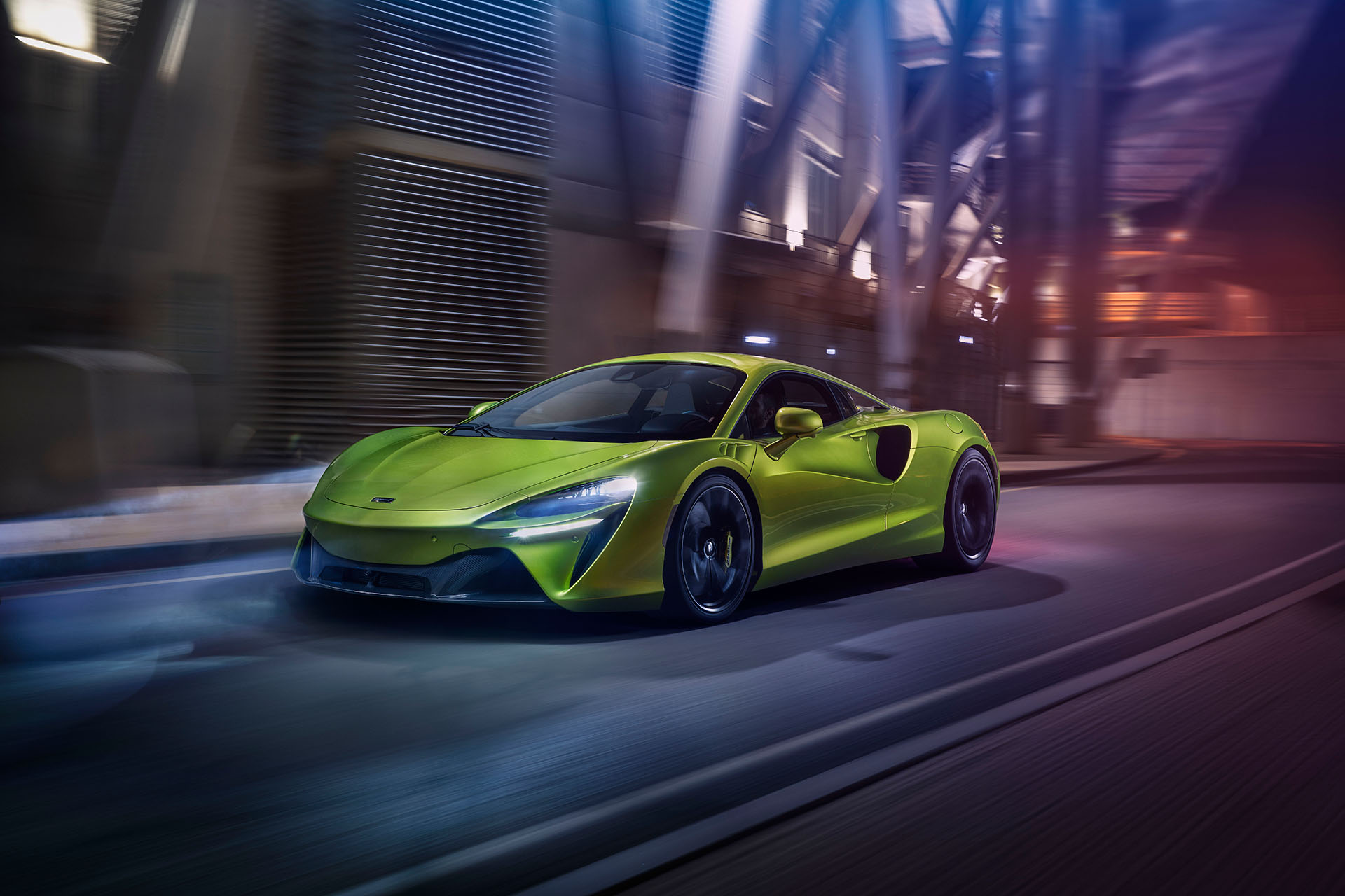 2022 McLaren Artura