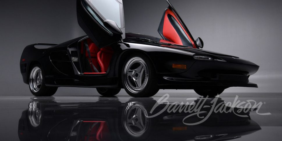 1999 VECTOR M12