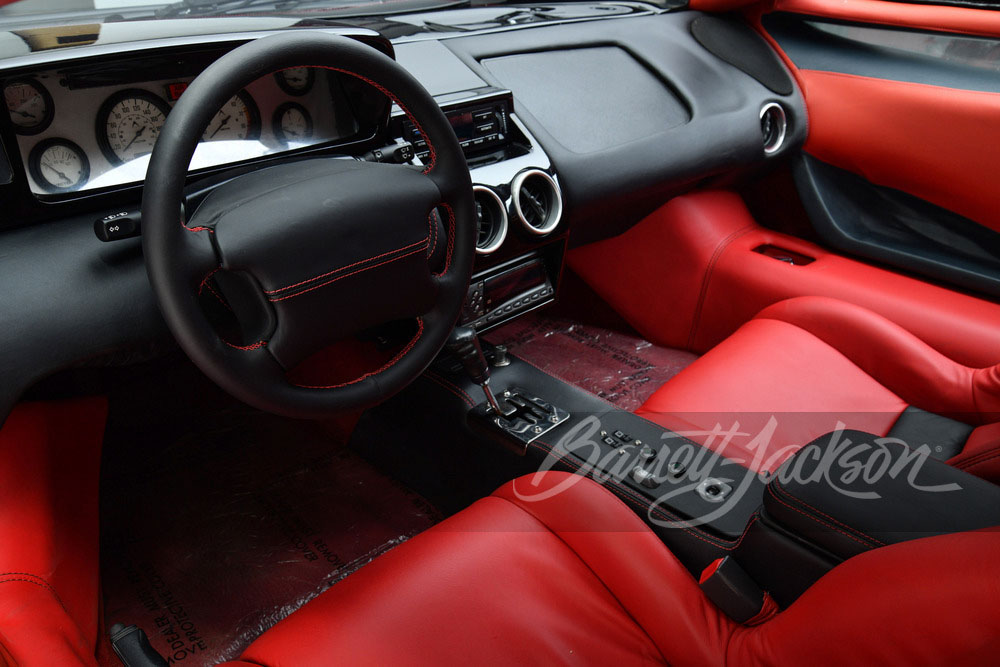 1999 VECTOR M12