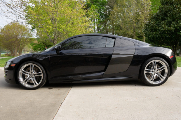 2010 Audi R8 V10
