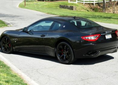 2014 Maserati GranTurismo Sport with 14k mile up for auction