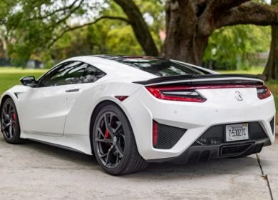 2017 Acura NSX up for auction – Don’t miss it