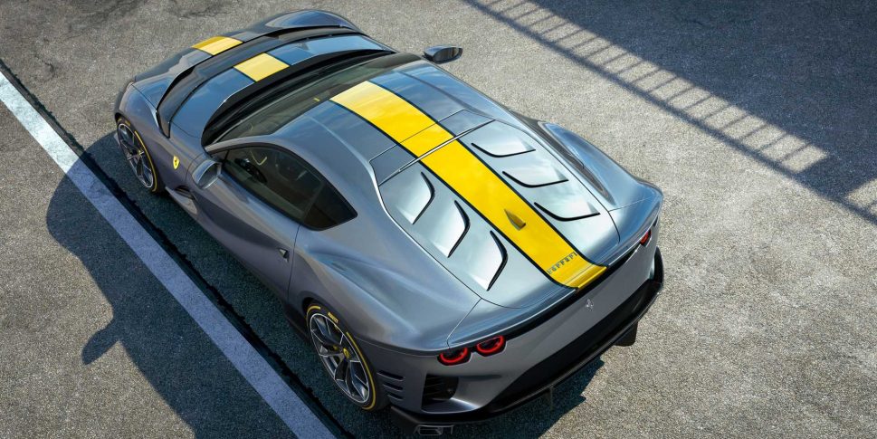 Ferrari 812 Superfast Versione