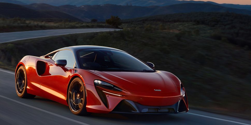 McLaren Artura numbers