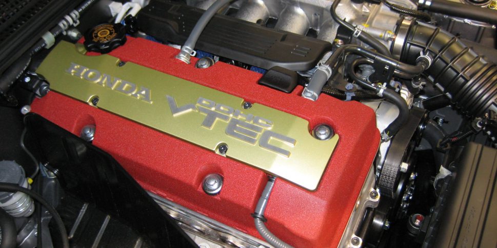 Top 10 Four-Cylinder Engines