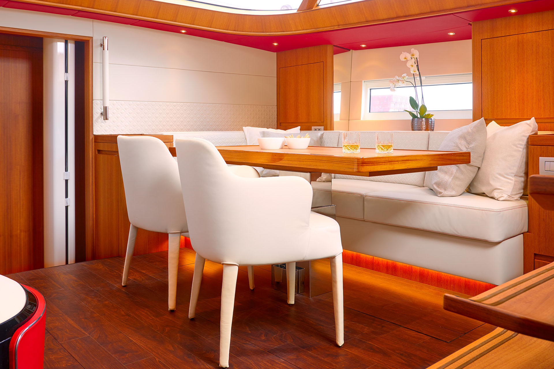 bentley inspired yacht