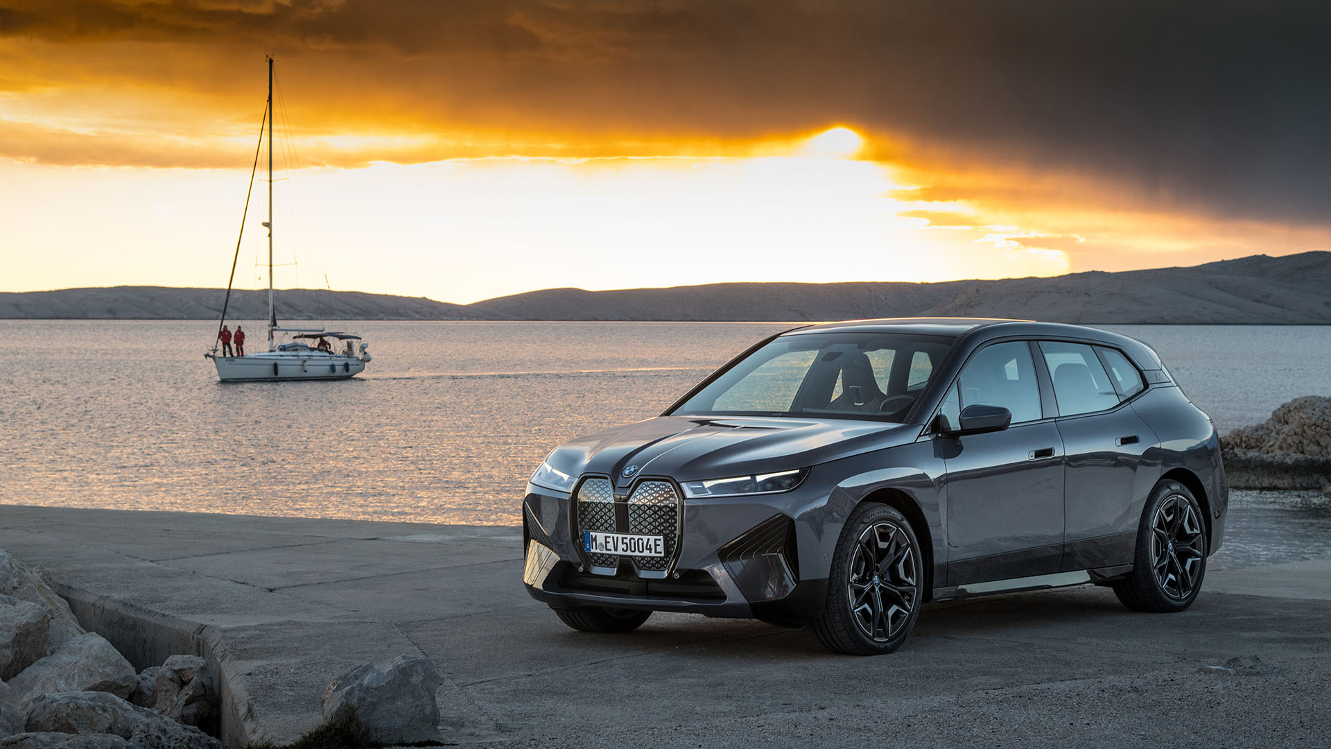 BMW iX - First all electric BMW SUV : ASCO
