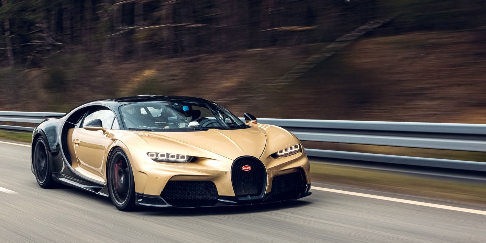 High speed Bugatti Chiron Super Sport testing