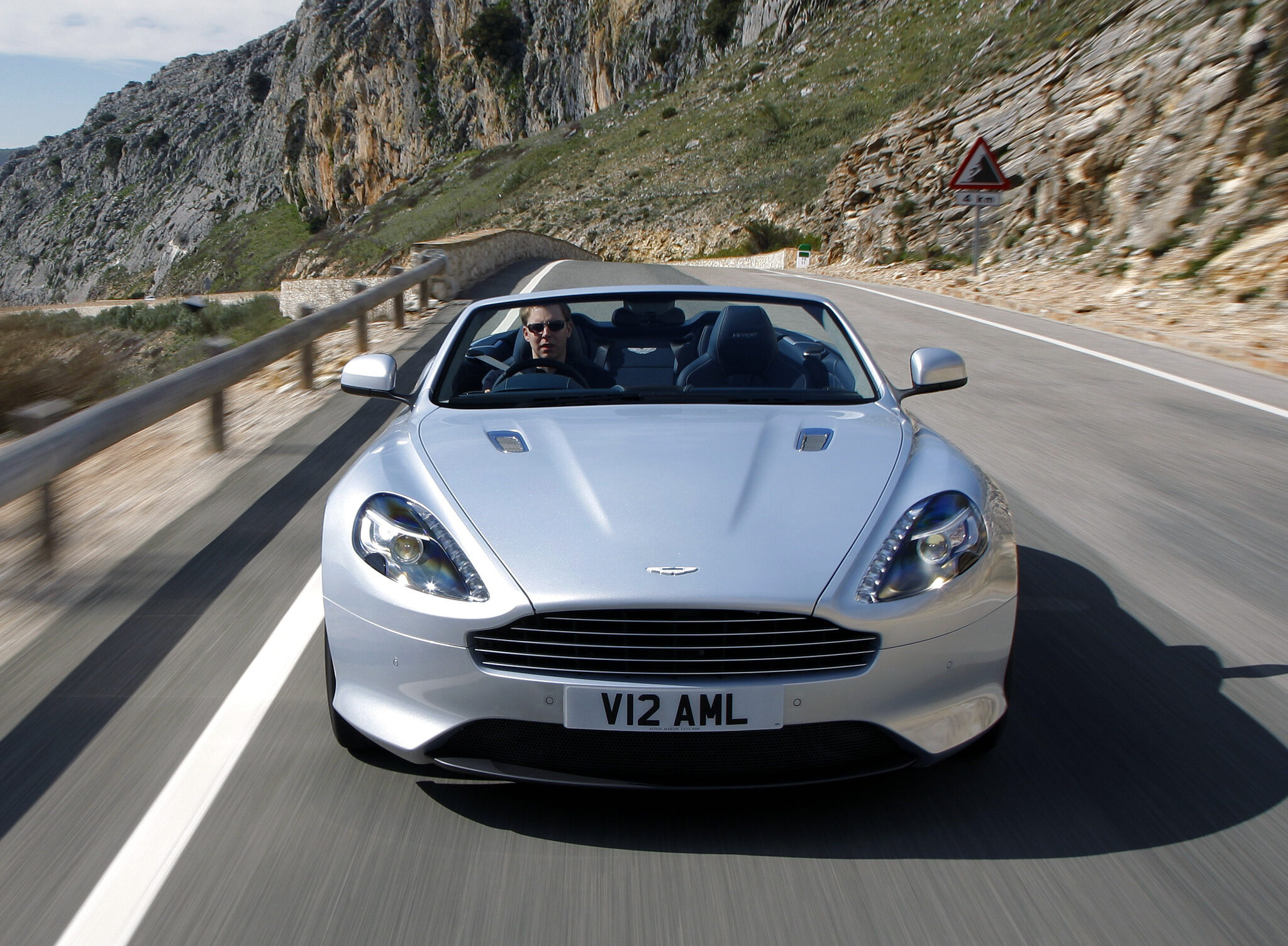 Aston Martin Virage Volante