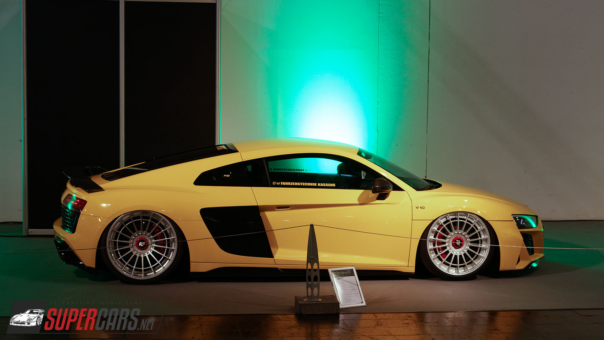 Audi R8